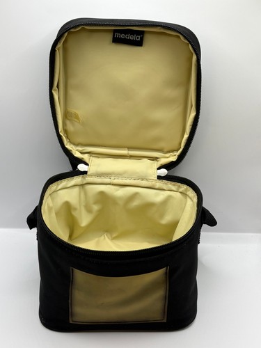 Medela breast milk bottle - breast,